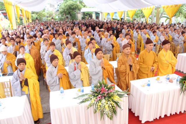 Trang nghiêm lễ tưởng niệm Thánh Tổ Kiều Đàm Di