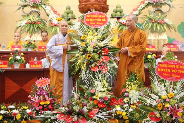 Trang nghiêm lễ tưởng niệm Thánh Tổ Kiều Đàm Di