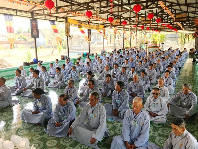 Khánh Hòa: Chùa Sắc tứ Minh Thiện Tổng Kết Khóa  tu Niệm Phật Một Ngày An lạc