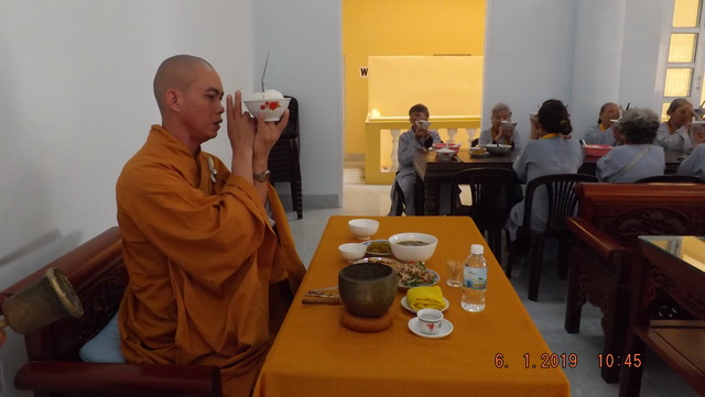 Khánh Hòa: Đạo tràng Bát quan trai chùa Đức Hòa tổng kết cuối năm Mậu Tuất