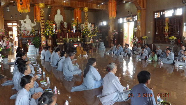 Khánh Hòa: Chùa Hưng Long khai khóa tu “Một ngày an lạc&quot;