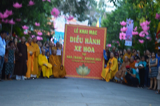 Khánh Hòa:  Diễu hành xe hoa Kính mừng Đại lễ Phật Đản Liên Hợp quốc Vesak 2019