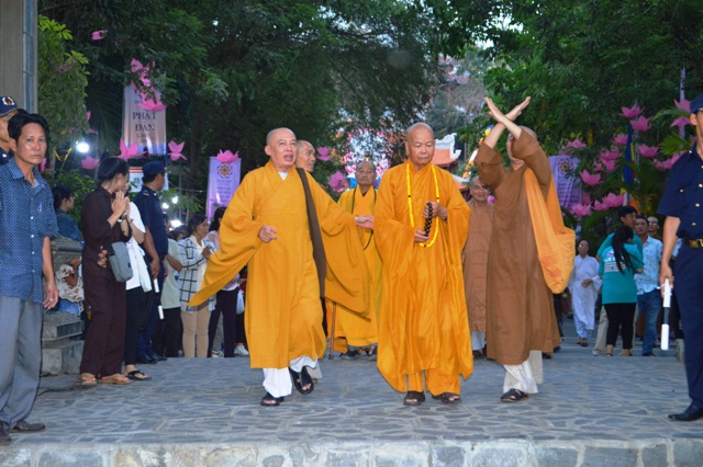 Khánh Hòa:  Diễu hành xe hoa Kính mừng Đại lễ Phật Đản Liên Hợp quốc Vesak 2019