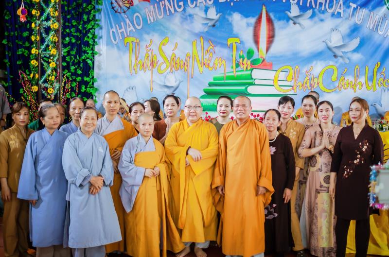 Quảng Ninh: Chùa La Dương Khai Mạc Khóa Tu Mùa Hè 2019 Và Ra Mắt Câu Lạc Bộ Thanh Thiếu Nhi Phật Tử