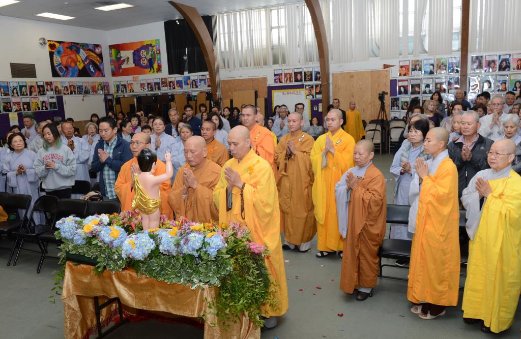 Hoa Kỳ:Chùa Đại Bảo Trang Nghiêm, Hayward Hân Hoan Kính Mừng Ngày Phật Đản Pl. 2563