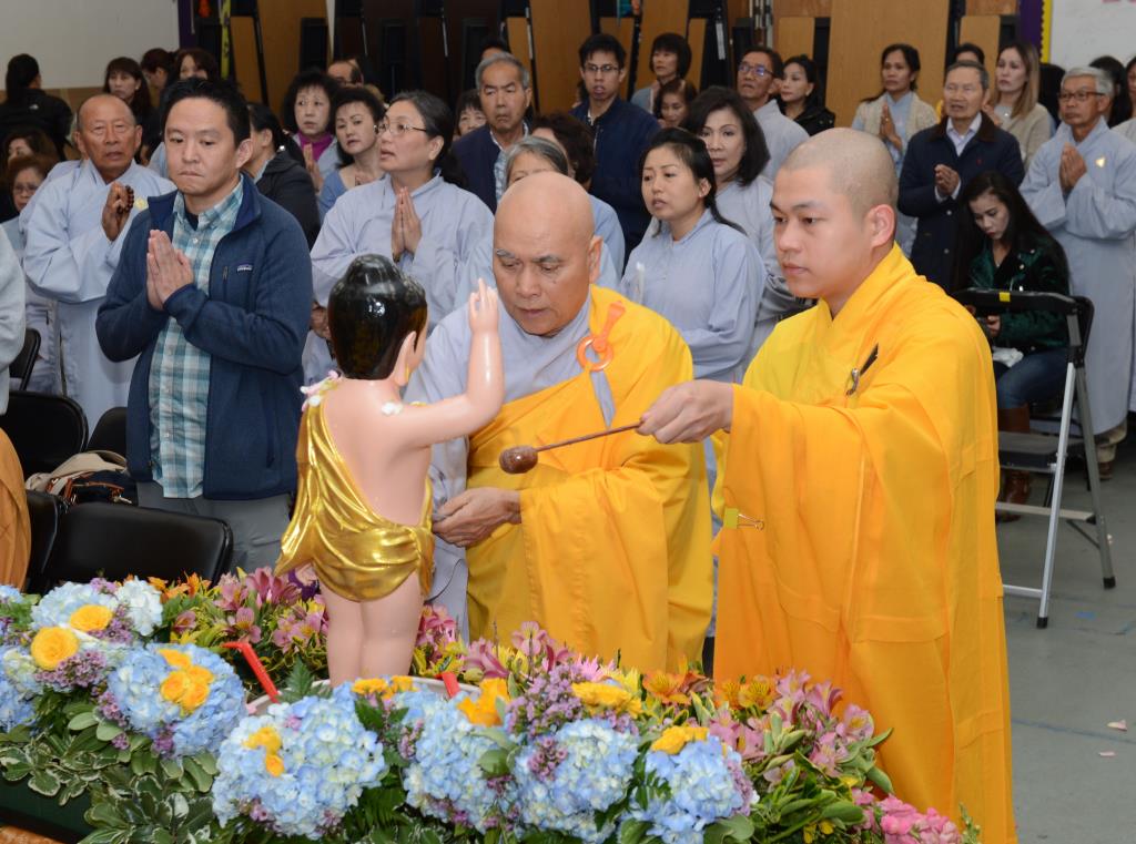 Hoa Kỳ:Chùa Đại Bảo Trang Nghiêm, Hayward Hân Hoan Kính Mừng Ngày Phật Đản Pl. 2563