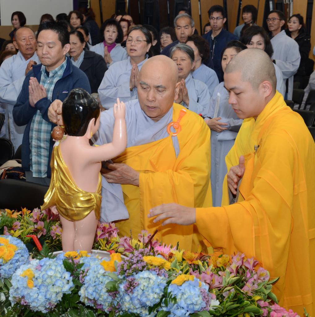 Hoa Kỳ:Chùa Đại Bảo Trang Nghiêm, Hayward Hân Hoan Kính Mừng Ngày Phật Đản Pl. 2563