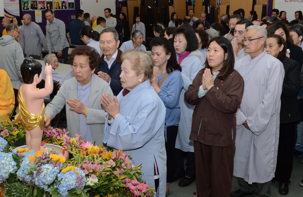 Hoa Kỳ:Chùa Đại Bảo Trang Nghiêm, Hayward Hân Hoan Kính Mừng Ngày Phật Đản Pl. 2563