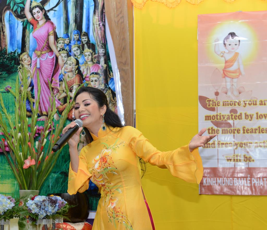 Hoa Kỳ:Chùa Đại Bảo Trang Nghiêm, Hayward Hân Hoan Kính Mừng Ngày Phật Đản Pl. 2563