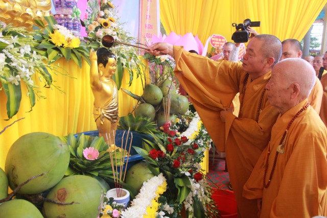 Thái Bình: Phật giáo các huyện tổ chức Đại lễ Phật đản