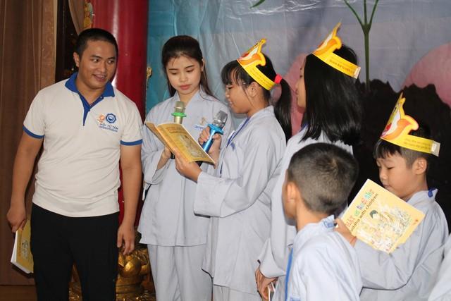 TP.Hồ Chí Minh: Phóng sự: Gieo Hạt Từ Tâm - Kì 75. Chủ đề: Sắc mầu Phật Đản