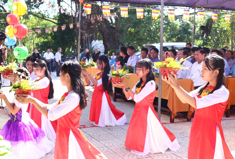 Nông Sơn: Phật giáo huyện miền núi tổ chức Đại lễ Phật đản PL.2563 tại chùa Kim Sơn