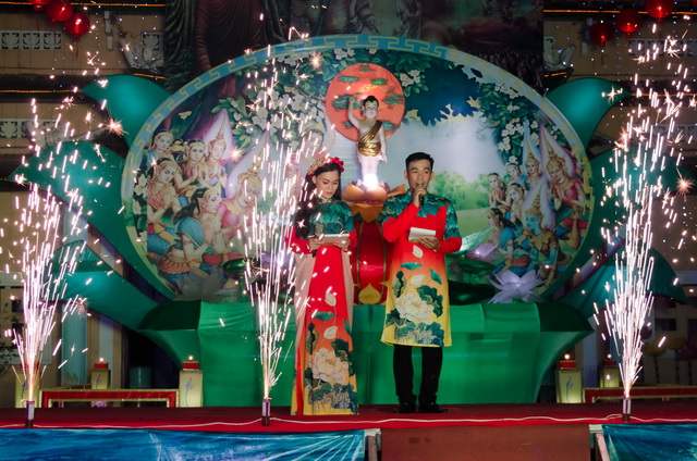 Khánh Hòa : Văn nghệ chào mừng Phật đản PL.2563
