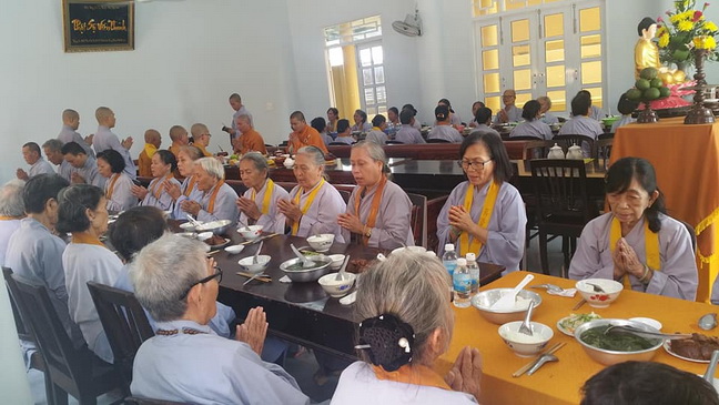 Khánh Hòa: Khóa tu Bát quan trai lần IV chùa Đức Hòa