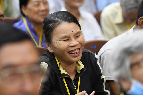 Quỹ Đạo Phật Ngày Nay Trao Tặng Yêu Thương Cho 800 Người Khiếm Thị (C231)