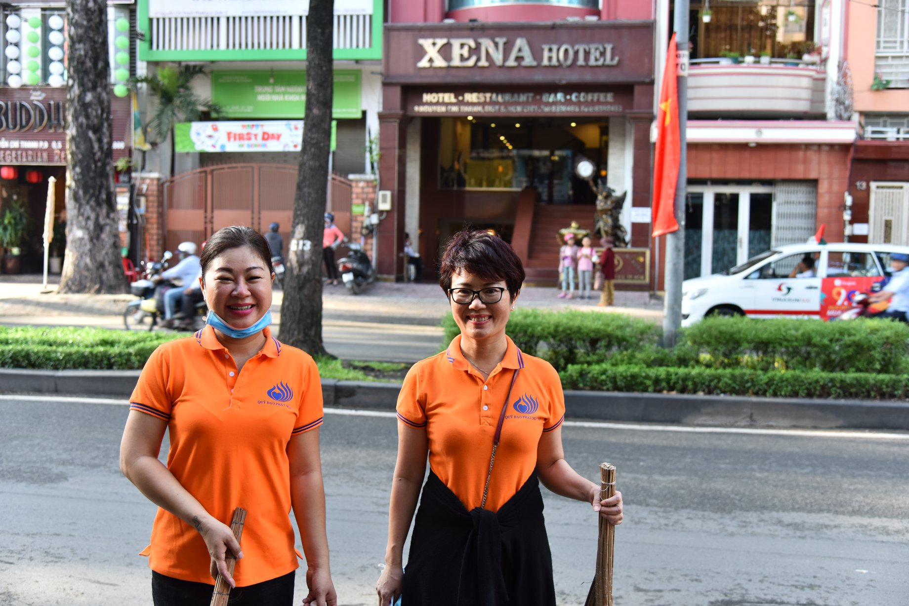 Quỹ Đạo Phật Ngày Nay - Chùa Giác Ngộ  Đồng Hành Cùng Địa Phương Bảo Vệ Môi Trường