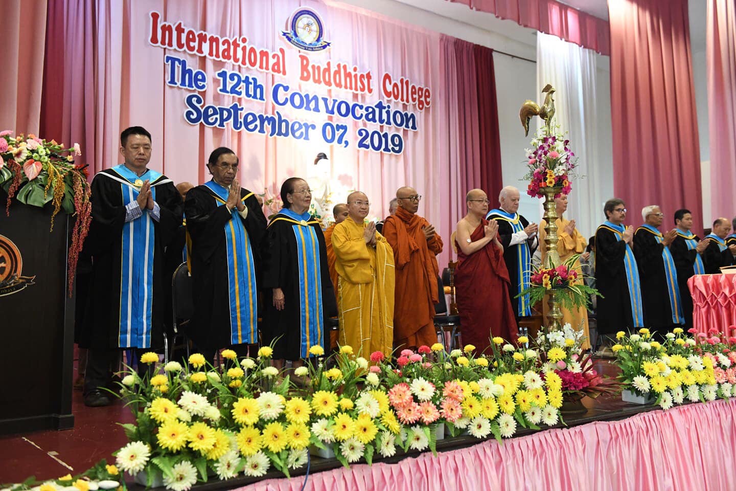 TT. Thích Nhật Từ Nhận “Giải Thưởng Nhà Giáo Dục Xuất Sắc” Từ Trường Đại Học Phật Học Quốc Tế, Thái Lan