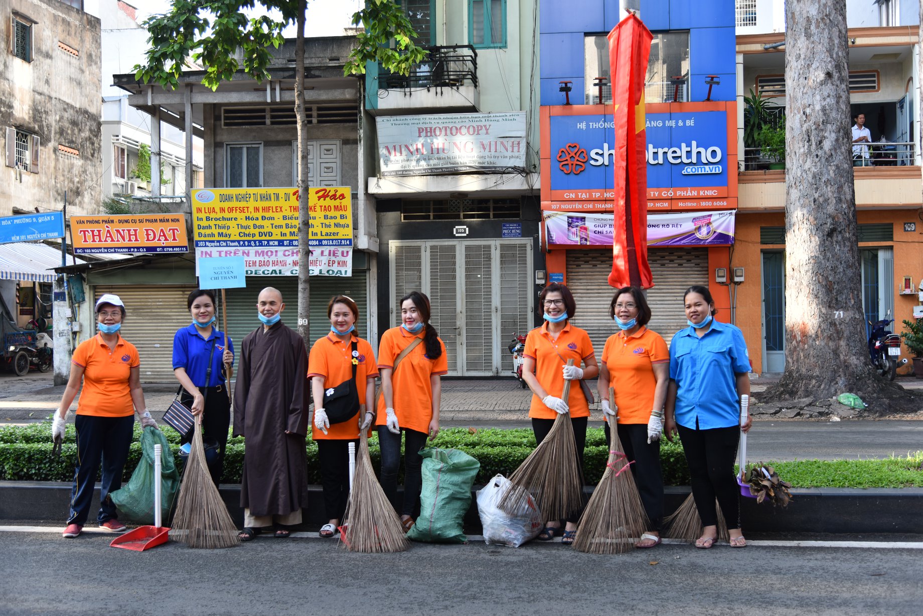 Quỹ Đạo Phật Ngày Nay - Chùa Giác Ngộ  Đồng Hành Cùng Địa Phương Bảo Vệ Môi Trường