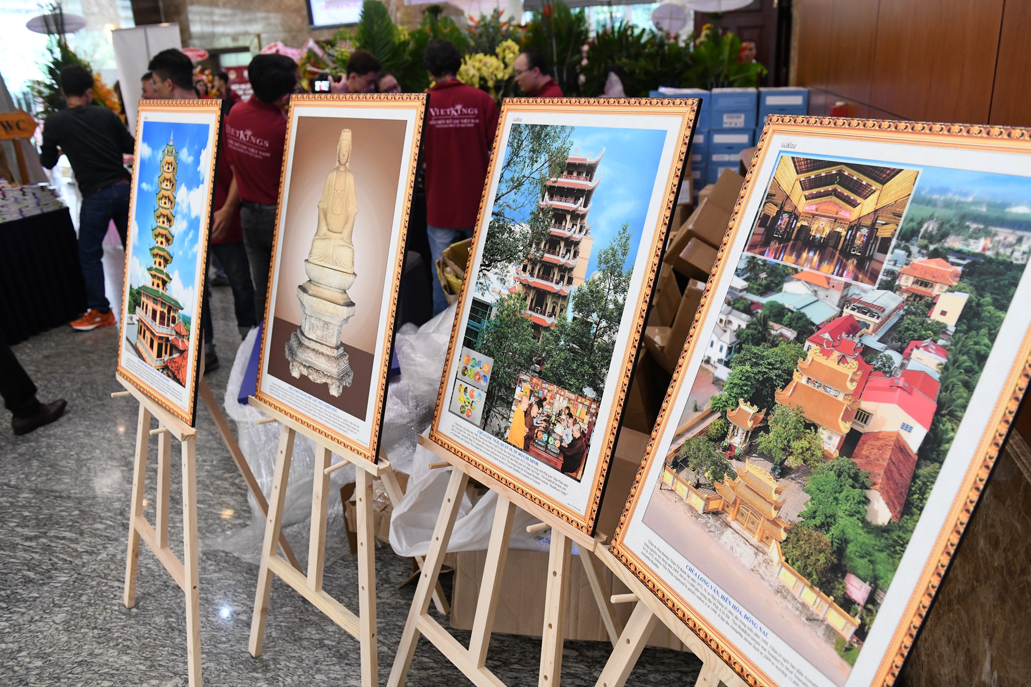 TT. Thích Nhật Từ nhận &quot;Bằng khen cống hiến nội dung kỷ lục&quot; của liên minh Kỷ lục Thế giới