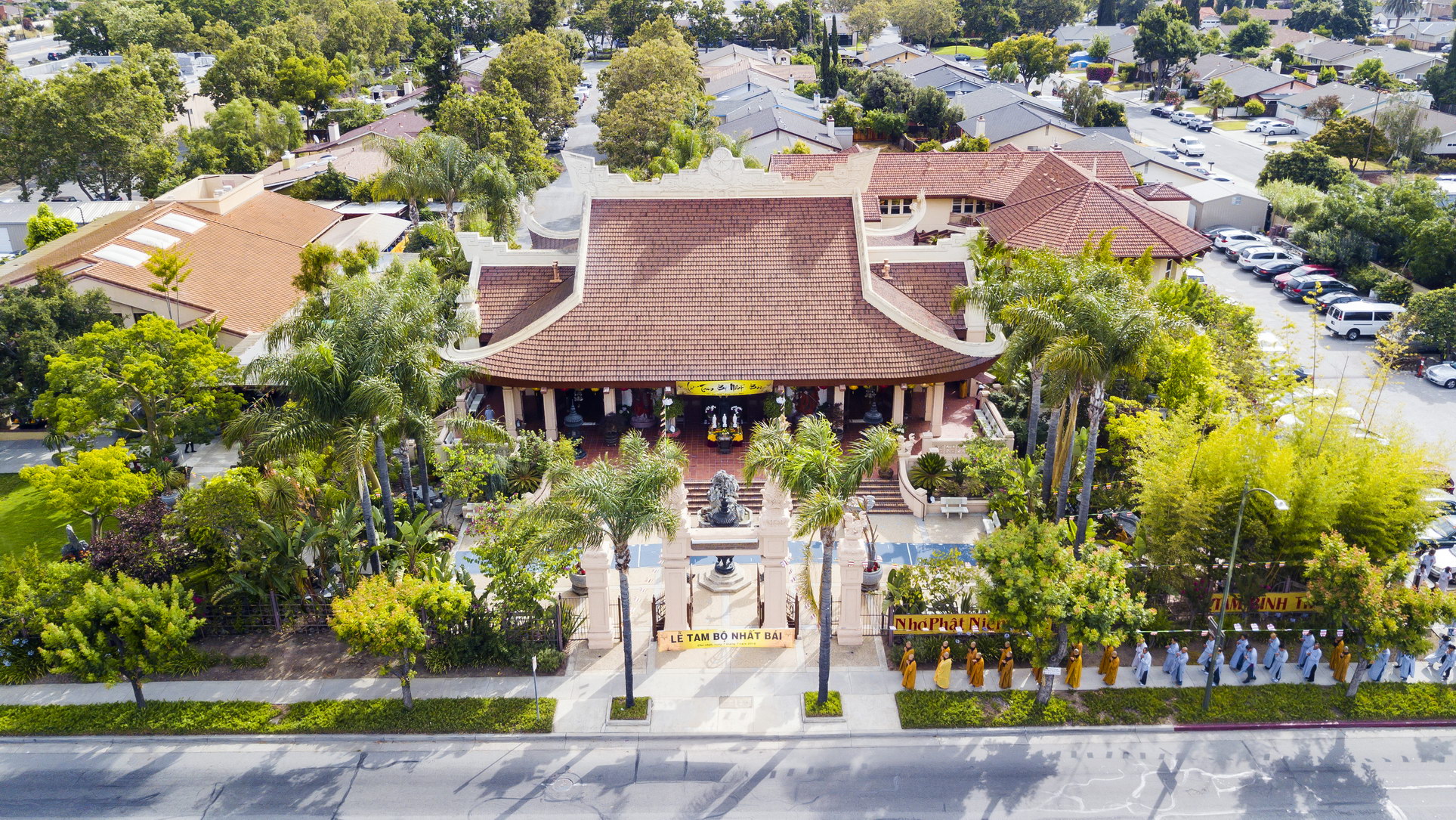 San Jose : Chùa Đức Viên tổ chức Lễ Tam bộ nhất bái