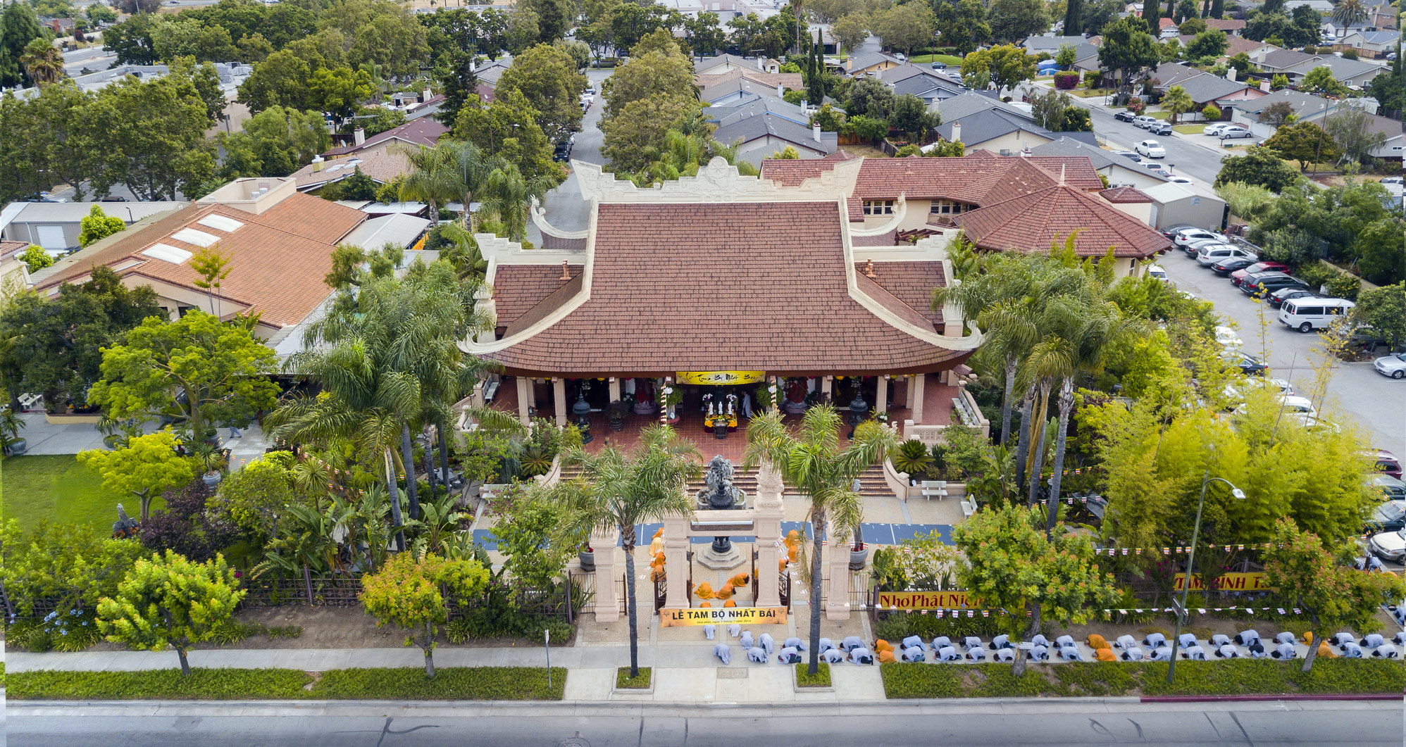 San Jose : Chùa Đức Viên tổ chức Lễ Tam bộ nhất bái