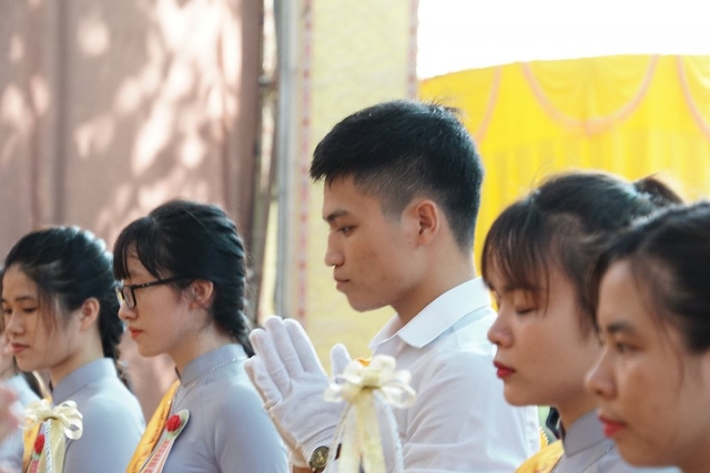 Thái Bình: Lễ hội bông hồng cài áo tại chùa Từ Xuyên
