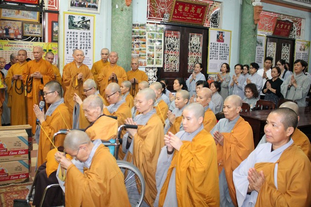 TP Hồ Chí Minh: Quan Âm Tu Viện Cúng Dường 11 Trường Hạ