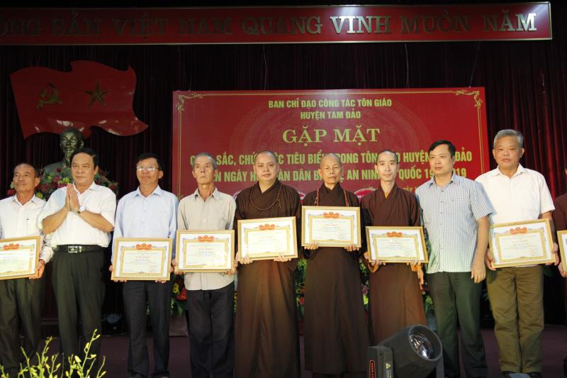 Vĩnh Phúc : Ban Chỉ Đạo Tôn Giáo Huyện Tam Đảo Gặp Mặt Các Chức Sắc Tôn Giáo Tiêu Biểu Nhân Ngày Hội Toàn Dân Bảo Vệ An Ninh Tổ Quốc