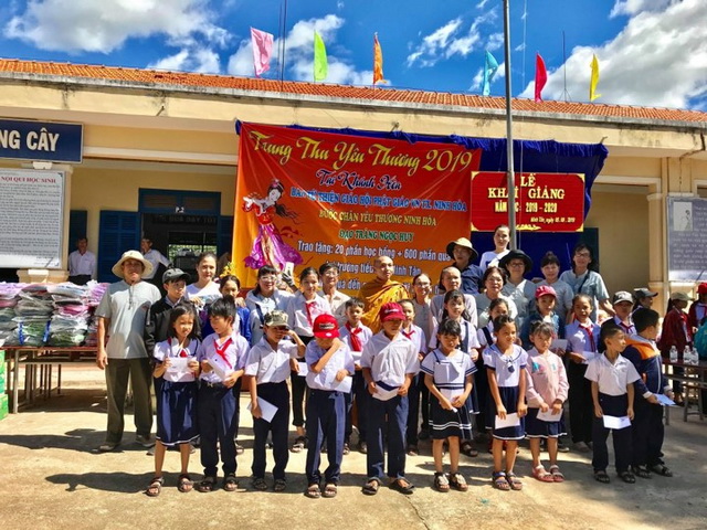 Trung thu yêu thương 2019 cho trẻ em khó khăn