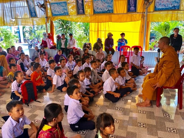 Trung thu yêu thương 2019 cho trẻ em khó khăn