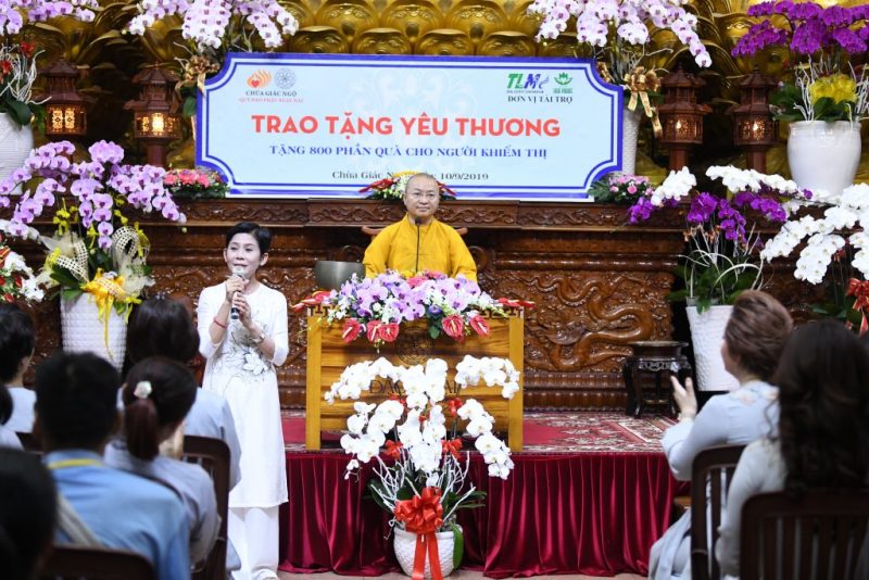 Tổng kết chương trình Trao tặng yêu thương cho 800 người khiếm thị (C231)