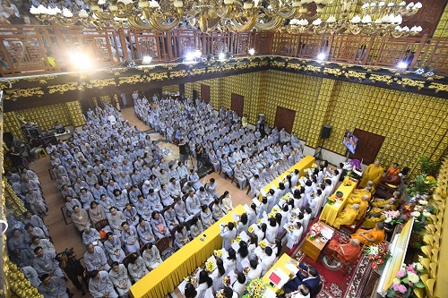 Lần đầu tiên “Giải thưởng vàng hòa bình Atisha Dipankar” được trao tại Việt Nam