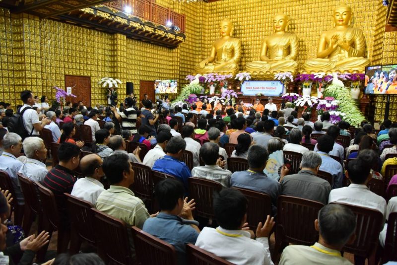Tổng kết chương trình Trao tặng yêu thương cho 800 người khiếm thị (C231)
