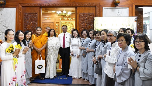Lần đầu tiên “Giải thưởng vàng hòa bình Atisha Dipankar” được trao tại Việt Nam