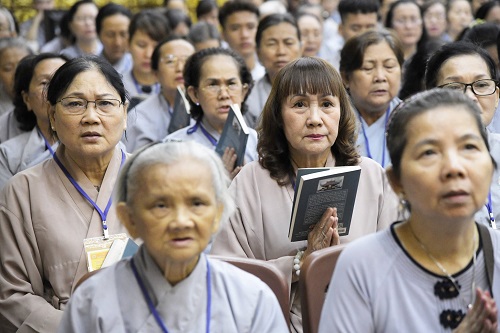 Lần đầu tiên “Giải thưởng vàng hòa bình Atisha Dipankar” được trao tại Việt Nam