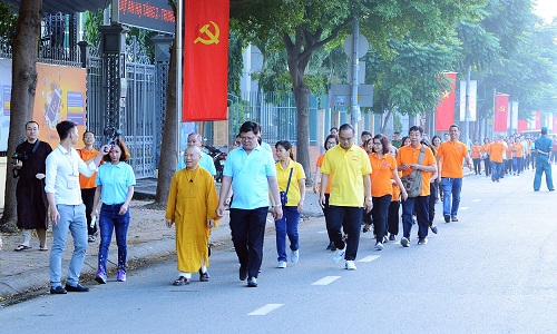 Ý Nghĩa Với Ngày Hội Đi Bộ Đồng Hành “Vì Người Nghèo”