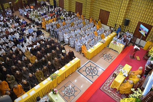 Quỹ Đạo Phật Ngày Nay trao tặng học bổng Tăng Ni và sinh viên 2019