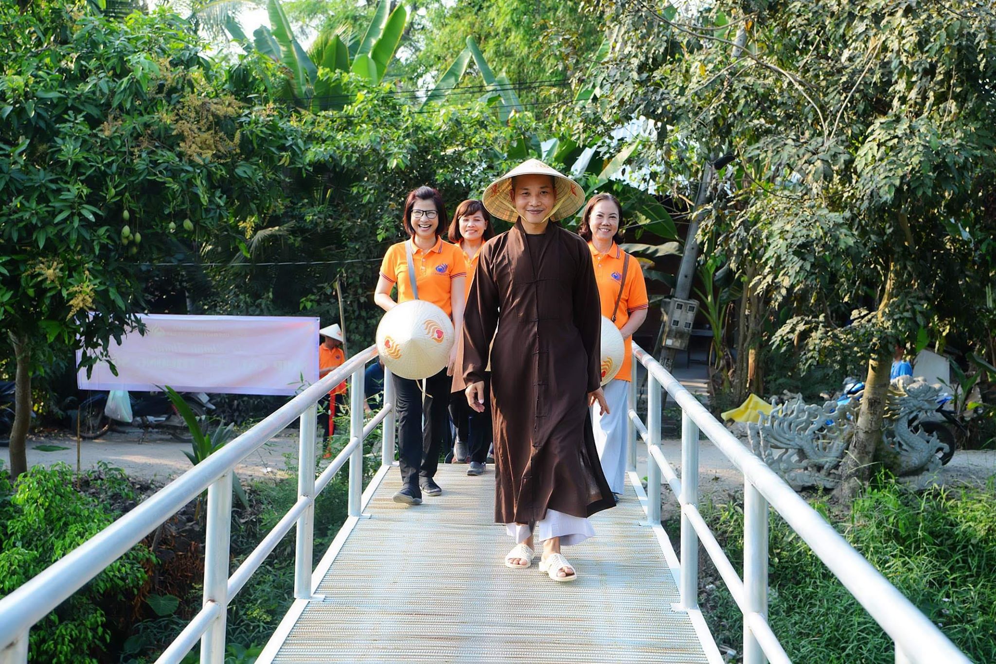 Quỹ Đạo Phật Ngày Nay khánh thành hai nhịp cầu số 25 và 26 tại tỉnh Tiền Giang