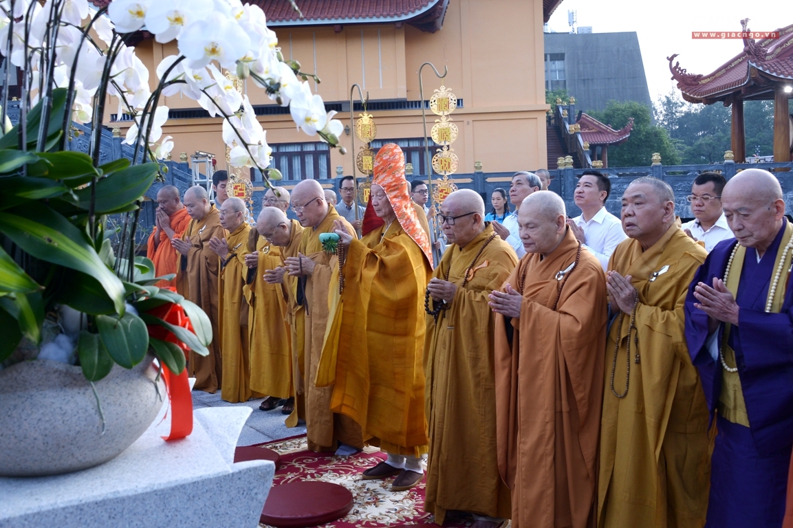 TP.HCM: Trang nghiêm lễ an vị tôn tượng Bồ-tát Quán Thế Âm