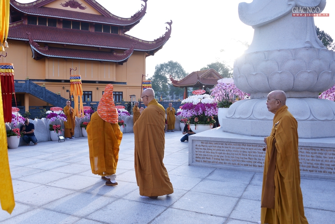 TP.HCM: Trang nghiêm lễ an vị tôn tượng Bồ-tát Quán Thế Âm