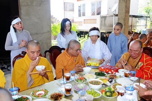 Quỹ Đạo Phật Ngày Nay Cúng Dường Chùa Hoa Quang (Biên Hòa, Đồng Nai)