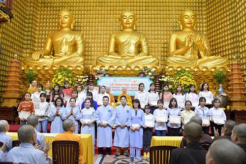 Tổng Kết Chương Trình  Trao Tặng Học Bổng Đạo Phật Ngày Nay 2019 (Dành cho sinh viên các trường đại học, cao đẳng tại TP.HCM) (C228)