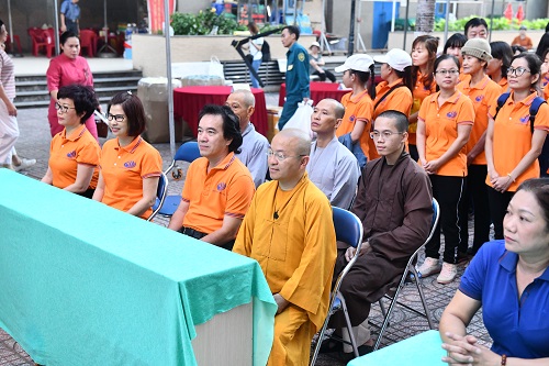 Sáng Thứ Bảy Ý Nghĩa Với Đi Bộ Đồng Hành “Vì Người Nghèo”