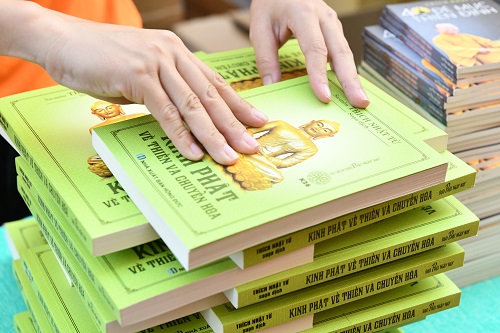 Sáng Thứ Bảy Ý Nghĩa Với Đi Bộ Đồng Hành “Vì Người Nghèo”
