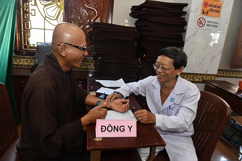 Chương Trình “Gắn Kết Yêu Thương”  - Khám Chữa Bệnh Cho Tăng Đoàn  Và Phật Tử Tại Chùa Giác Ngộ