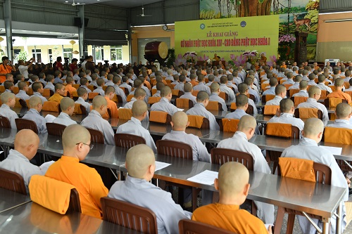 Quỹ Đạo Phật Ngày Nay Cúng Dường Vào Quỹ Đời Sống Tăng Ni