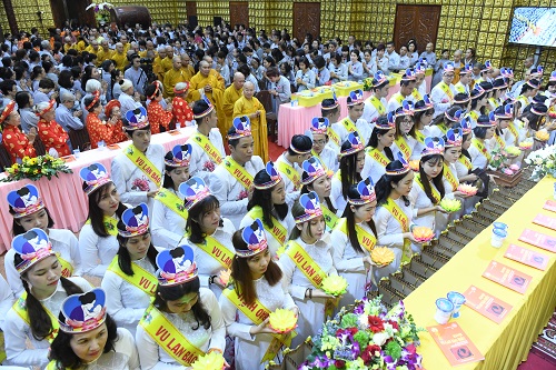 Tổng Kết Chương Trình Vu Lan Báo Hiếu Và Dâng Y Cúng Dường Trai Tăng  Chùa Giác Ngộ (Pl.2563 - Dl. 2019) (C224)