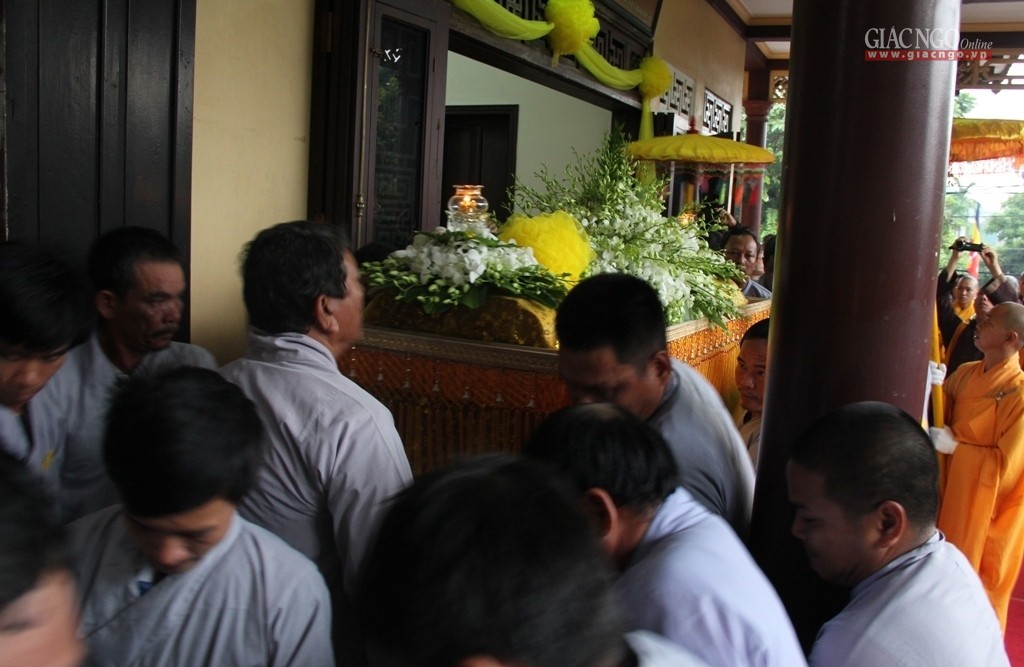 [TOÀN CẢNH] Di quan Đại lão Hòa thượng Thích Trí Quang trà-tỳ