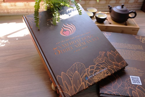 Tổng Kết Chương Trình  Ấn Tống Sách Theo Dấu Chân Phật Tại Ấn Độ Và Nepal &amp; Kỷ Yếu 05 Năm Quỹ Đạo Phật Ngày Nay (C182 &amp; C199)