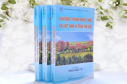 Ấn Tống Sách Giáo Khoa Cho 33 Trường Trung Cấp Phật Học – Gđ4 (C84-4)